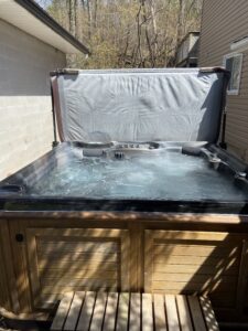 Private Salt Water Tub